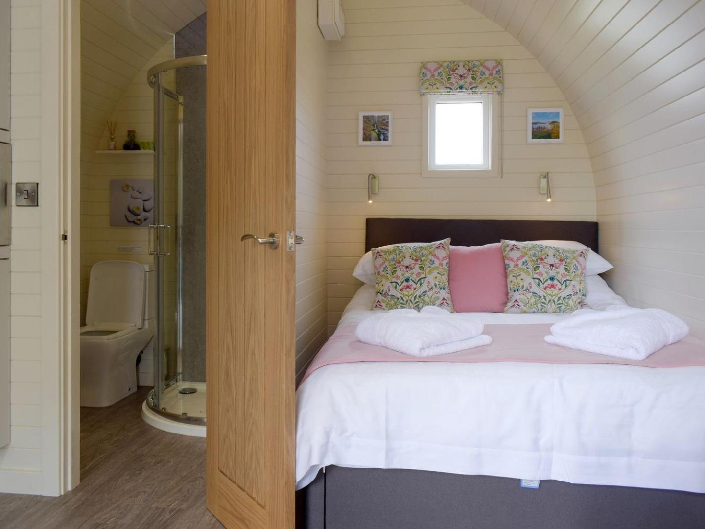 Cain Pod Vip Villa Llanfyllin Kültér fotó